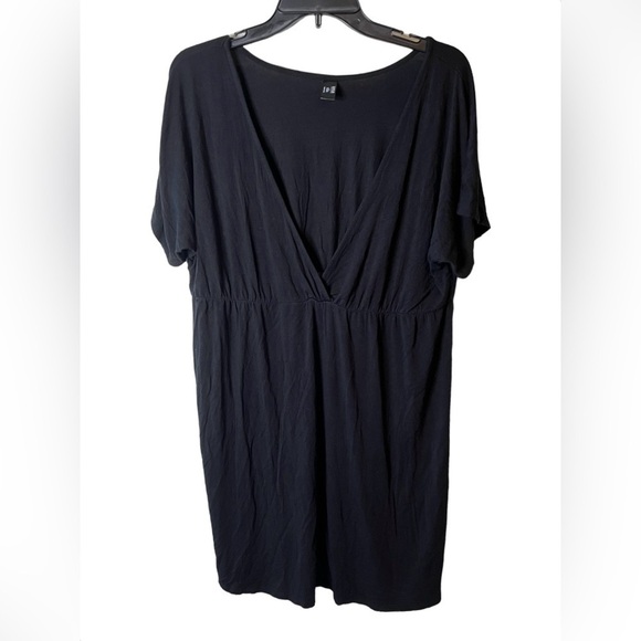 ANA Swimsuit Cover Up / Short Rayon / Spandex Blend Dress - Picture 1 of 4